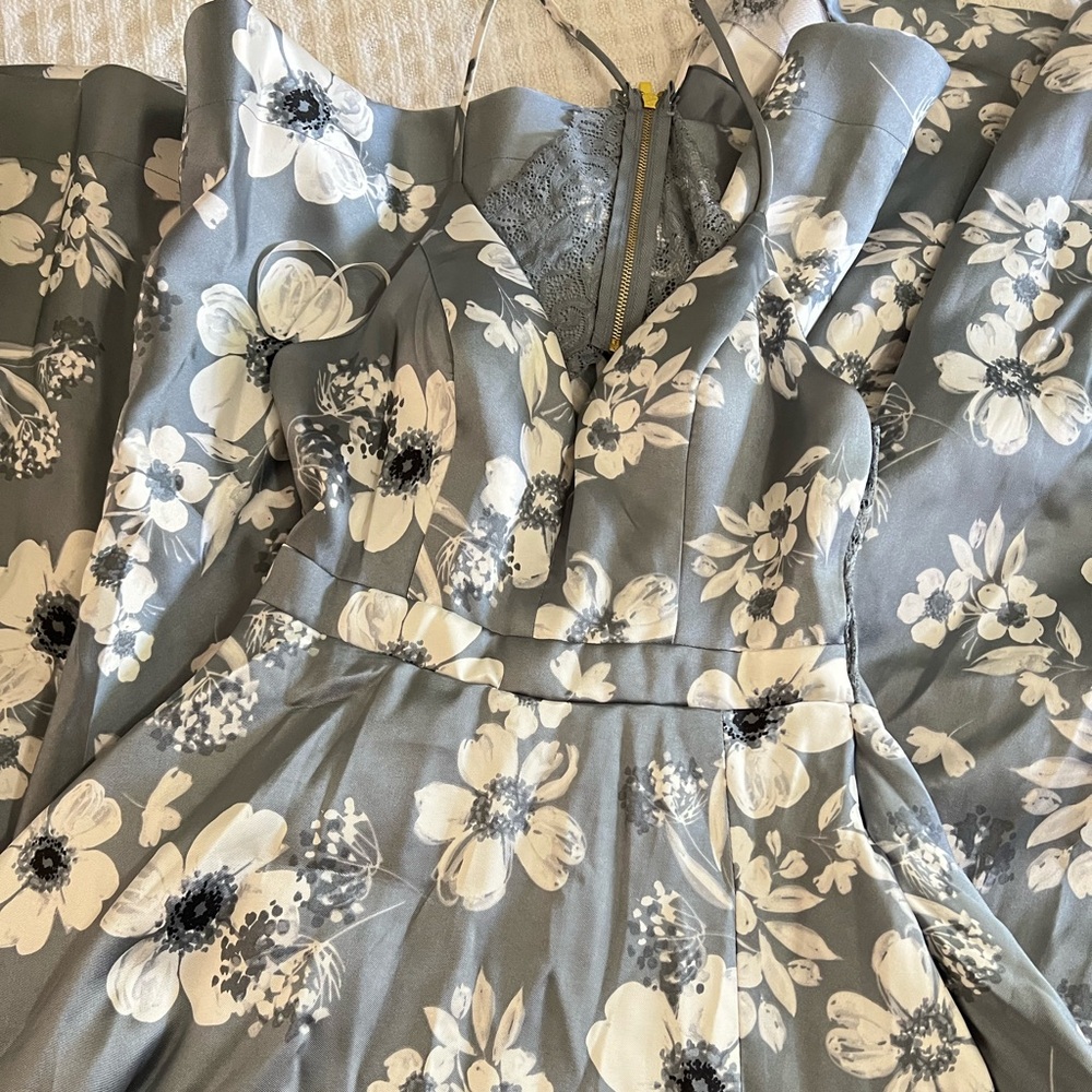 B.Dadlin Floral Long Maxi Dress ✨👗